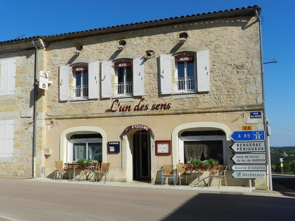 L'Un Des Sens Hotel Villefranche-de-Lonchat Esterno foto